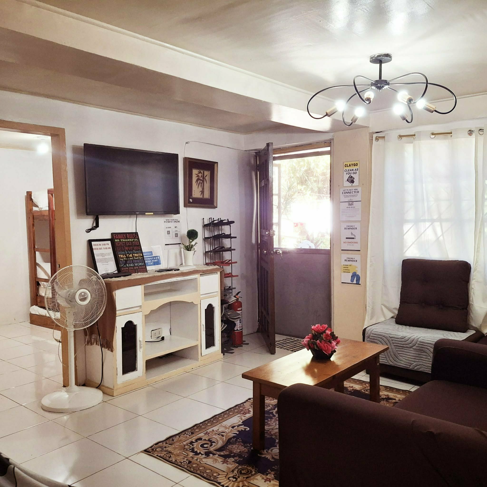 BAGUIO COZY STAY NEAR TOURIST SPOTS FAMILY & BARKADA FRIENDLY
