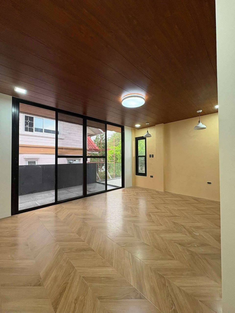 Dasmariñas House for Sale