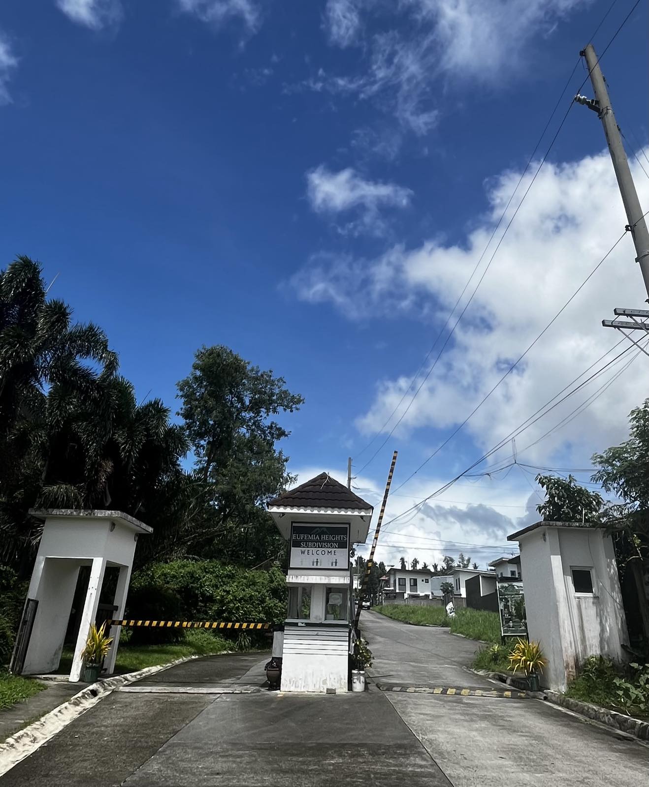 PRESELLING HOUSE AND LOT