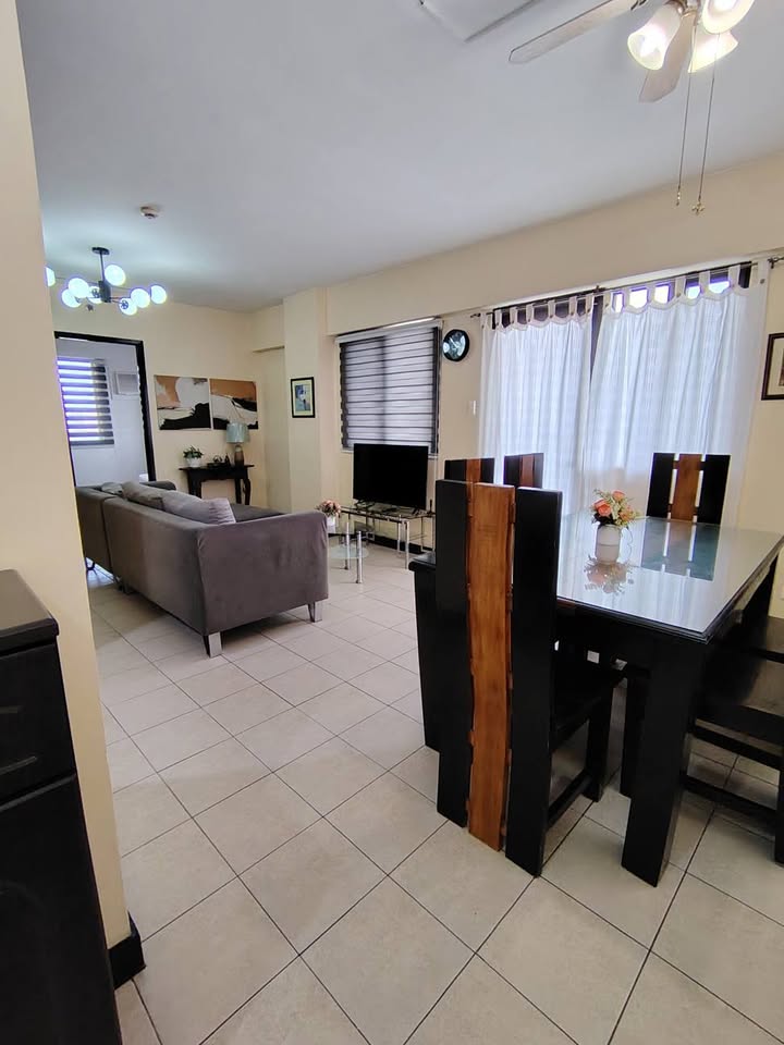 FOR RENT: 2BR Corner Unit sa Cypress Tower, Taguig City
