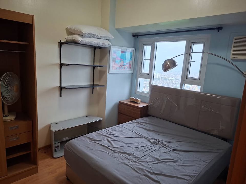 FOR RENT: 1BR at TRION Towers BGC