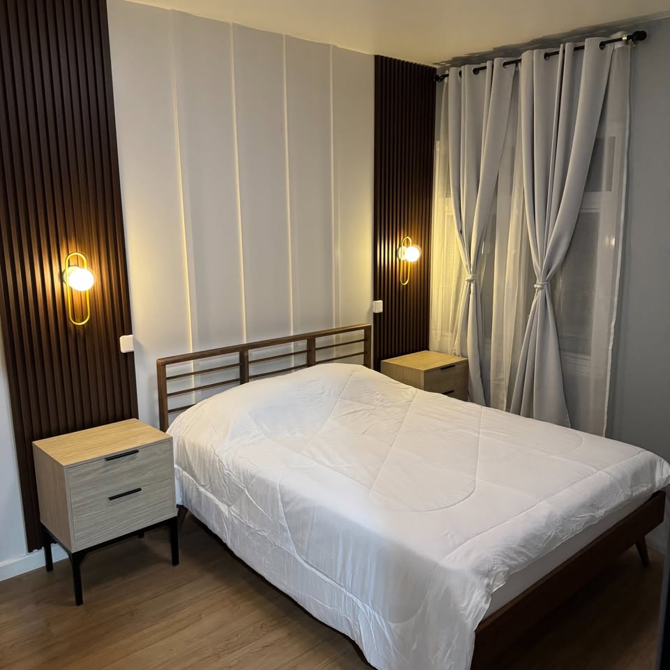 FOR RENT: 1BR sa The Meranti Tower, Two Serendra, BGC