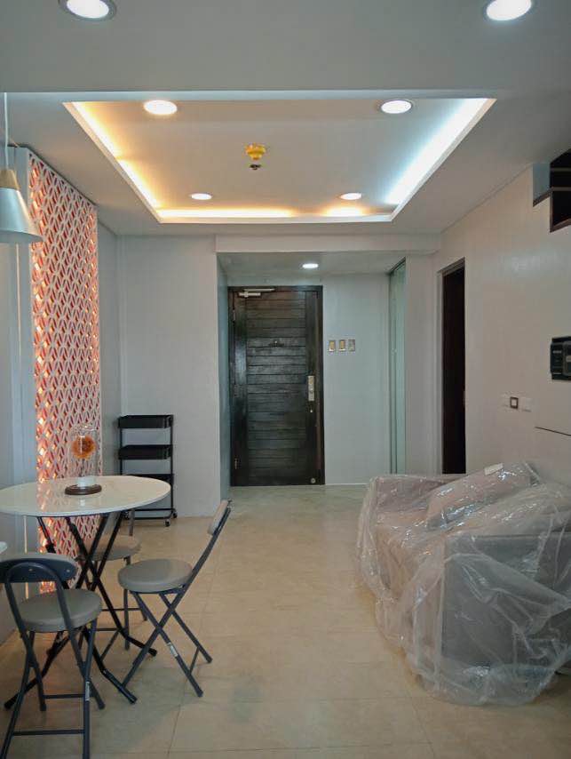 FOR LEASE: 1BR Loft Type sa W Tower Residences, BGC (39th Street)