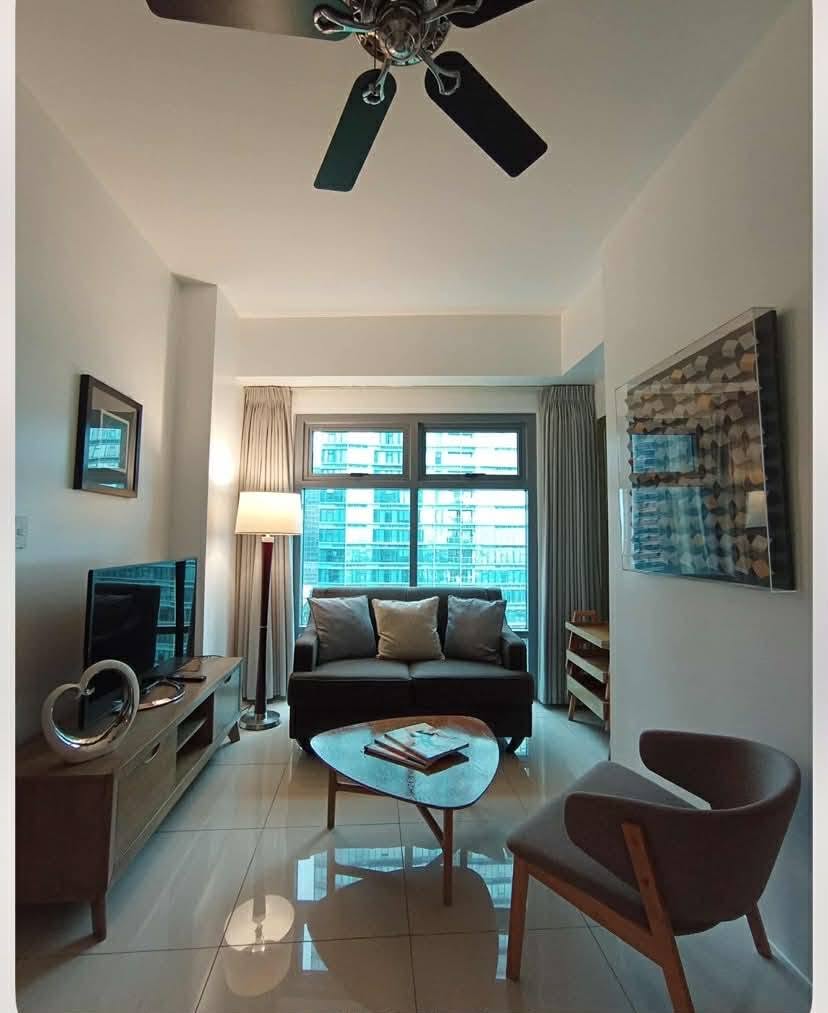 FOR RENT | 2BR Condo with Parking in North BGC — Park West Taguig
