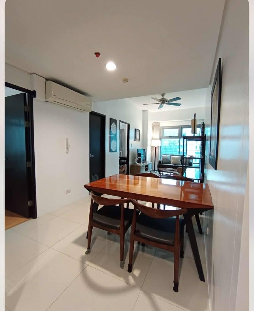 FOR RENT | 2BR Condo with Parking in North BGC — Park West Taguig